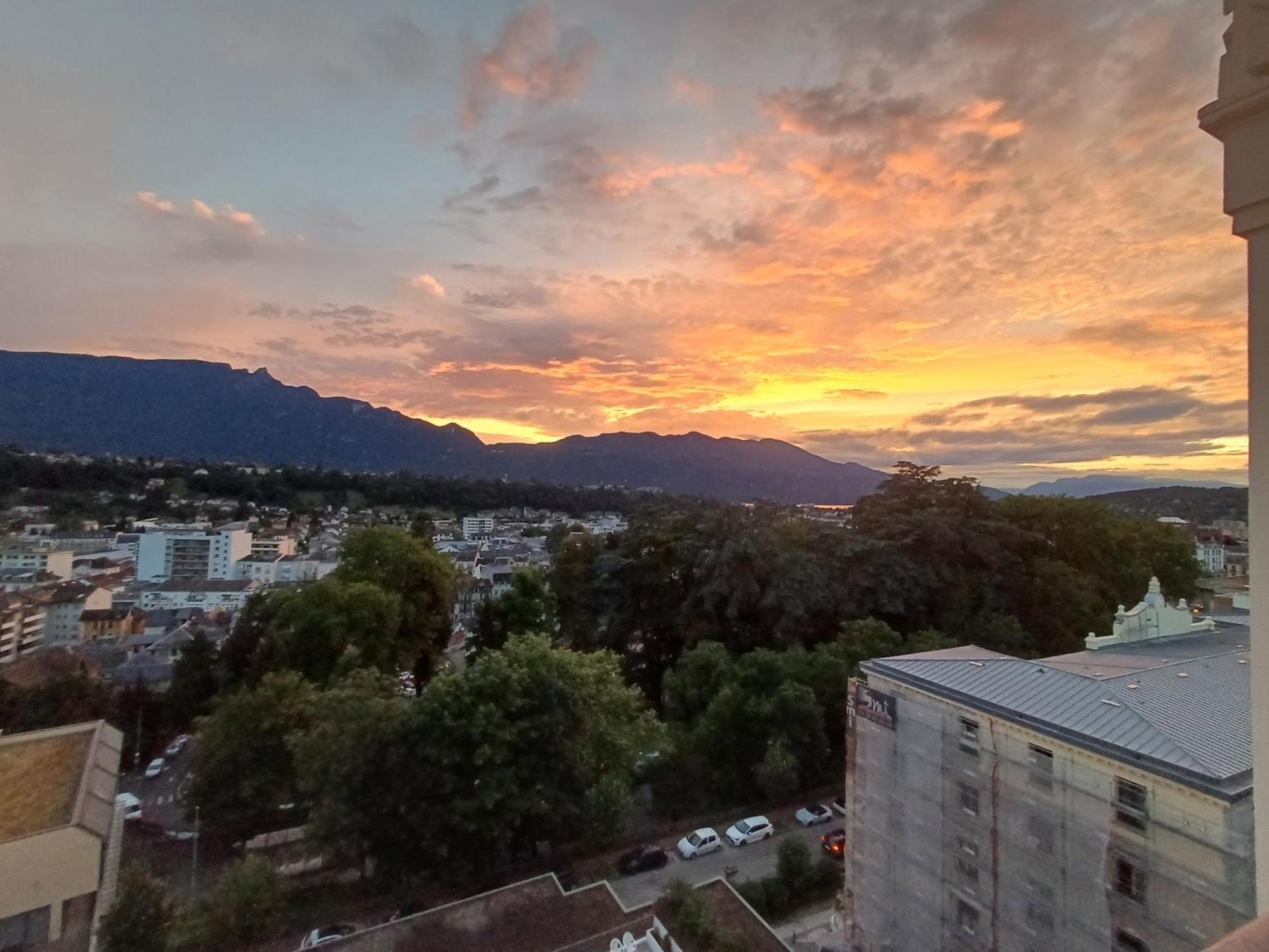 Le156 Cosy Thermes, Piscine & Box Prive Appartement Aix-les-Bains